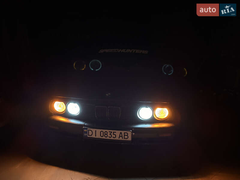 Седан BMW 3 Series 1985 в Киеве