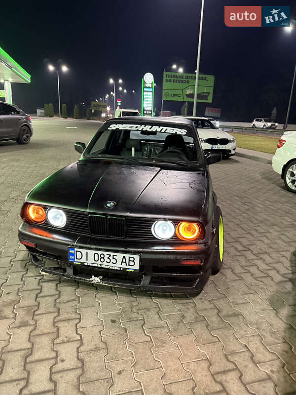 Седан BMW 3 Series 1985 в Киеве