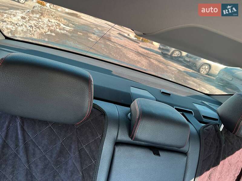 Седан BMW 3 Series 2012 в Львове