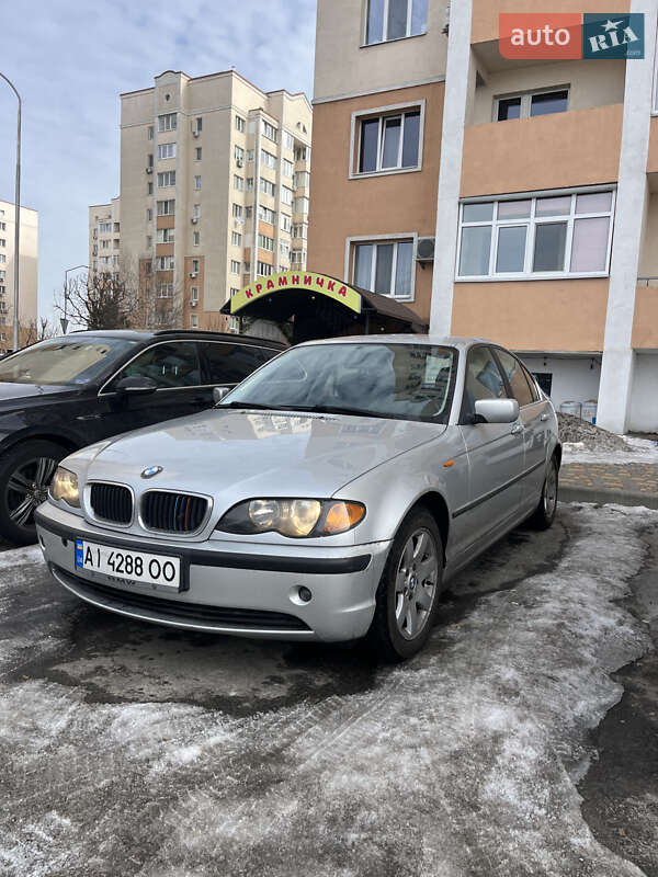 Седан BMW 3 Series 2003 в Киеве