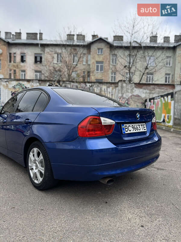 Седан BMW 3 Series 2007 в Львові