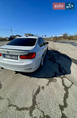 Седан BMW 3 Series 2015 в Львові