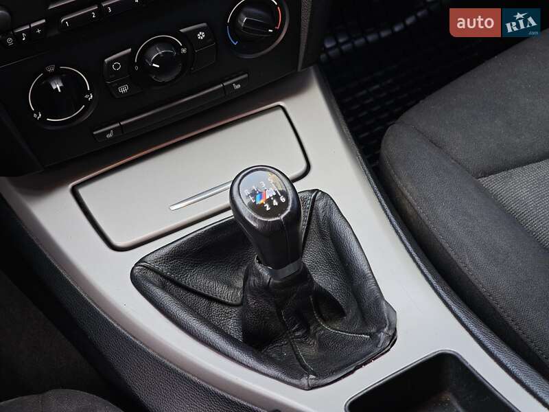 Седан BMW 3 Series 2007 в Харькове
