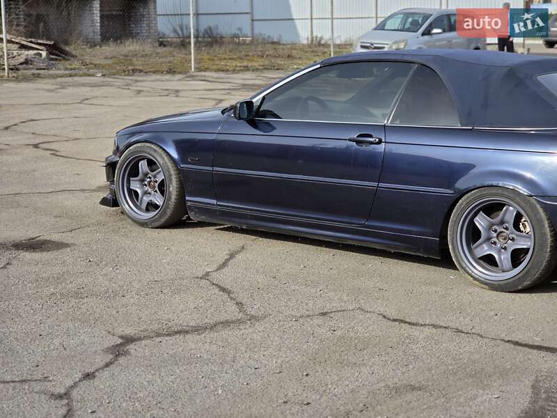 Кабриолет BMW 3 Series 2002 в Кривом Роге