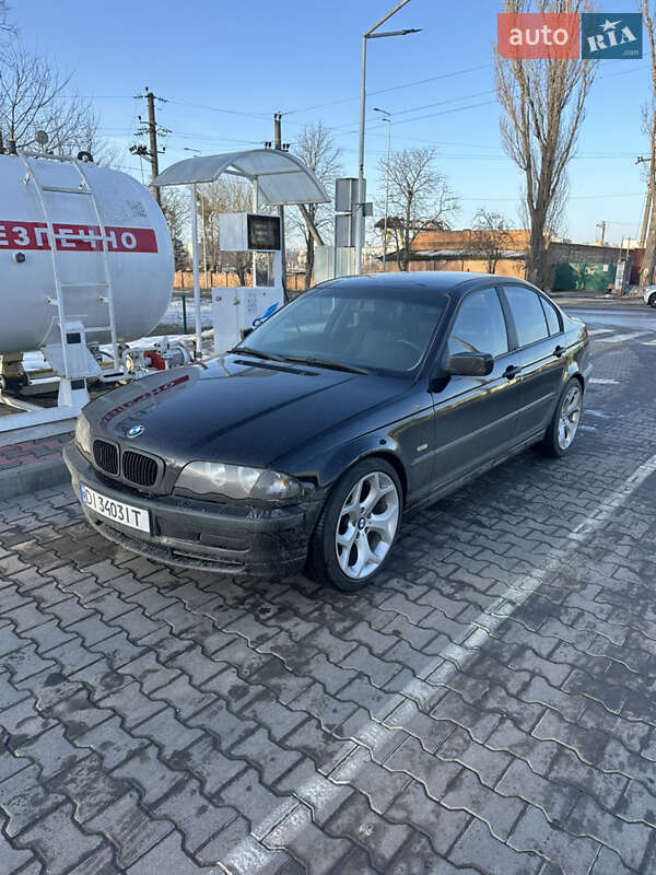 BMW 3 Series 2000