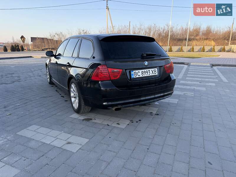 Универсал BMW 3 Series 2011 в Мостиске