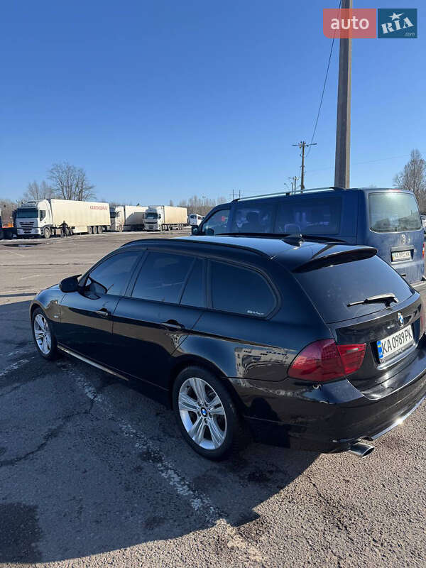 Универсал BMW 3 Series 2010 в Киеве фото 3 Универсал BMW 3 Series 2010 в Киеве