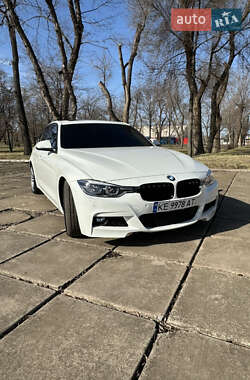 Седан BMW 3 Series 2016 в Кривом Роге