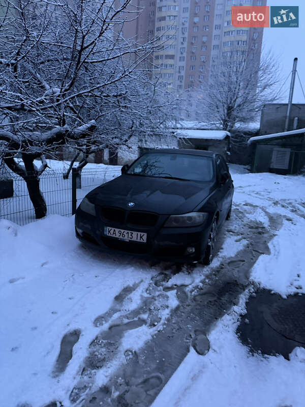 Универсал BMW 3 Series 2010 в Киеве