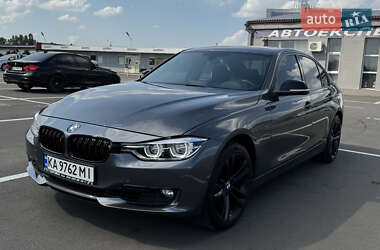 Седан BMW 3 Series 2017 в Києві