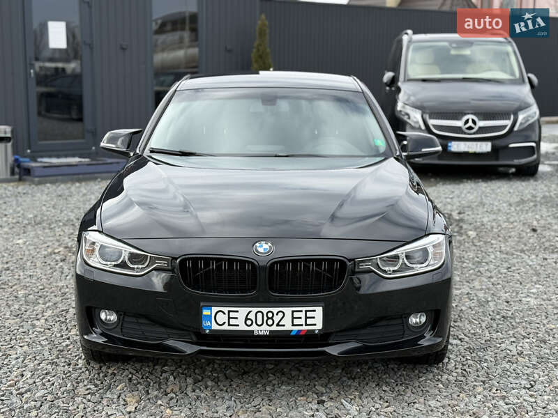 Седан BMW 3 Series 2013 в Черновцах