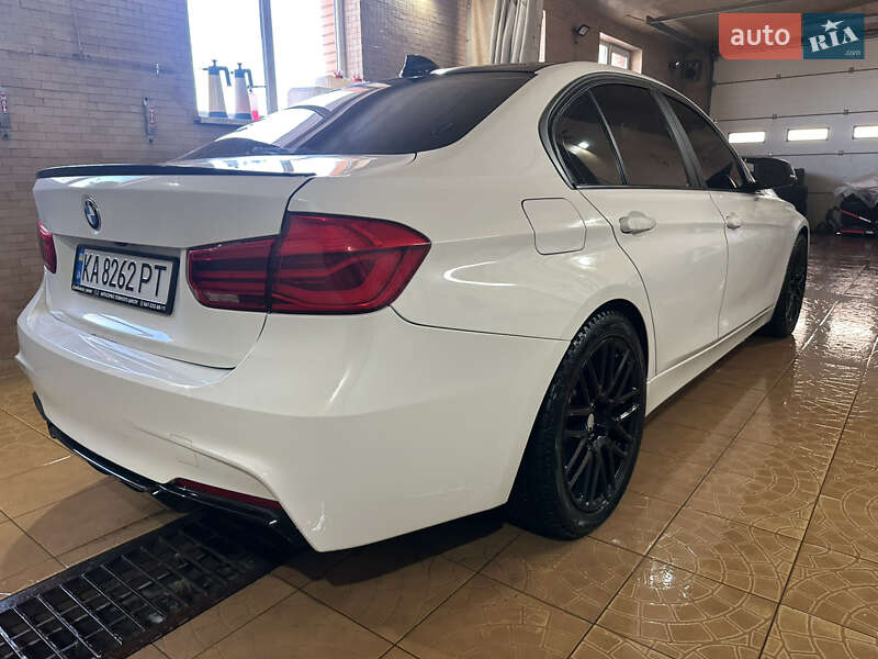 Седан BMW 3 Series 2014 в Киеве