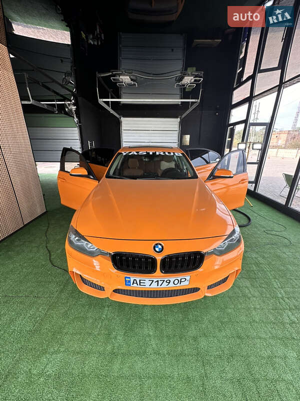 Седан BMW 3 Series 2013 в Кривом Роге фото 6 Седан BMW 3 Series 2013 в Кривом Роге