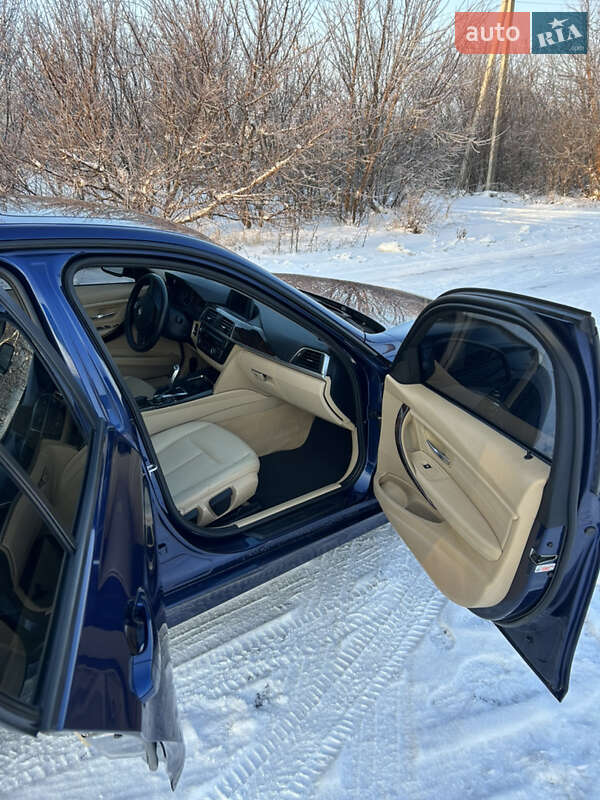 Седан BMW 3 Series 2015 в Белой Церкви