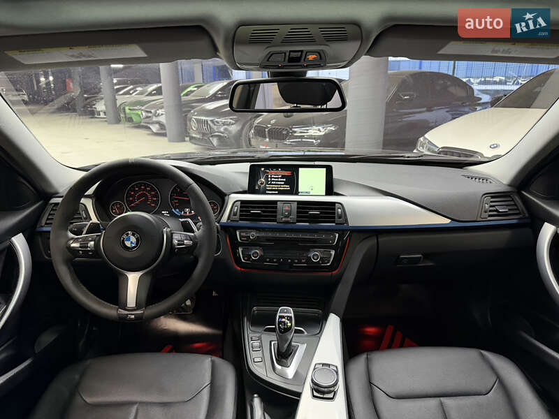 Седан BMW 3 Series 2016 в Одессе