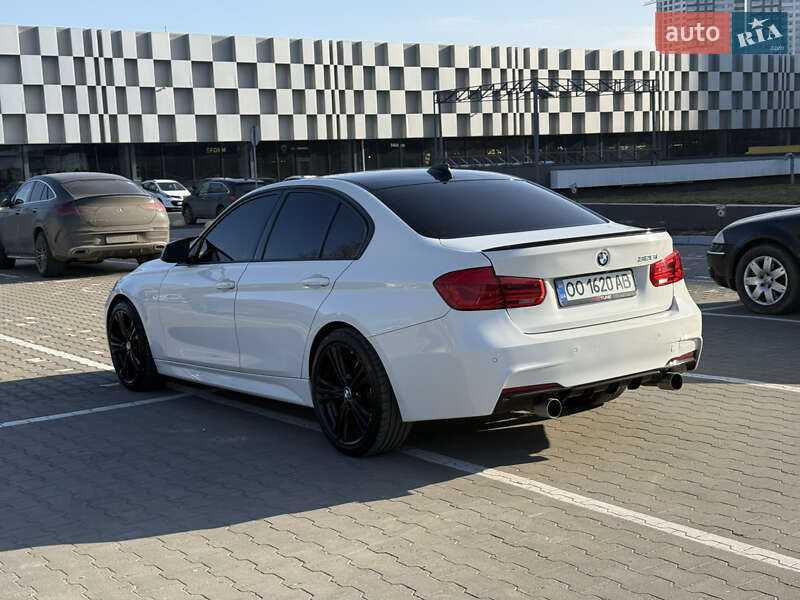 Седан BMW 3 Series 2015 в Одессе