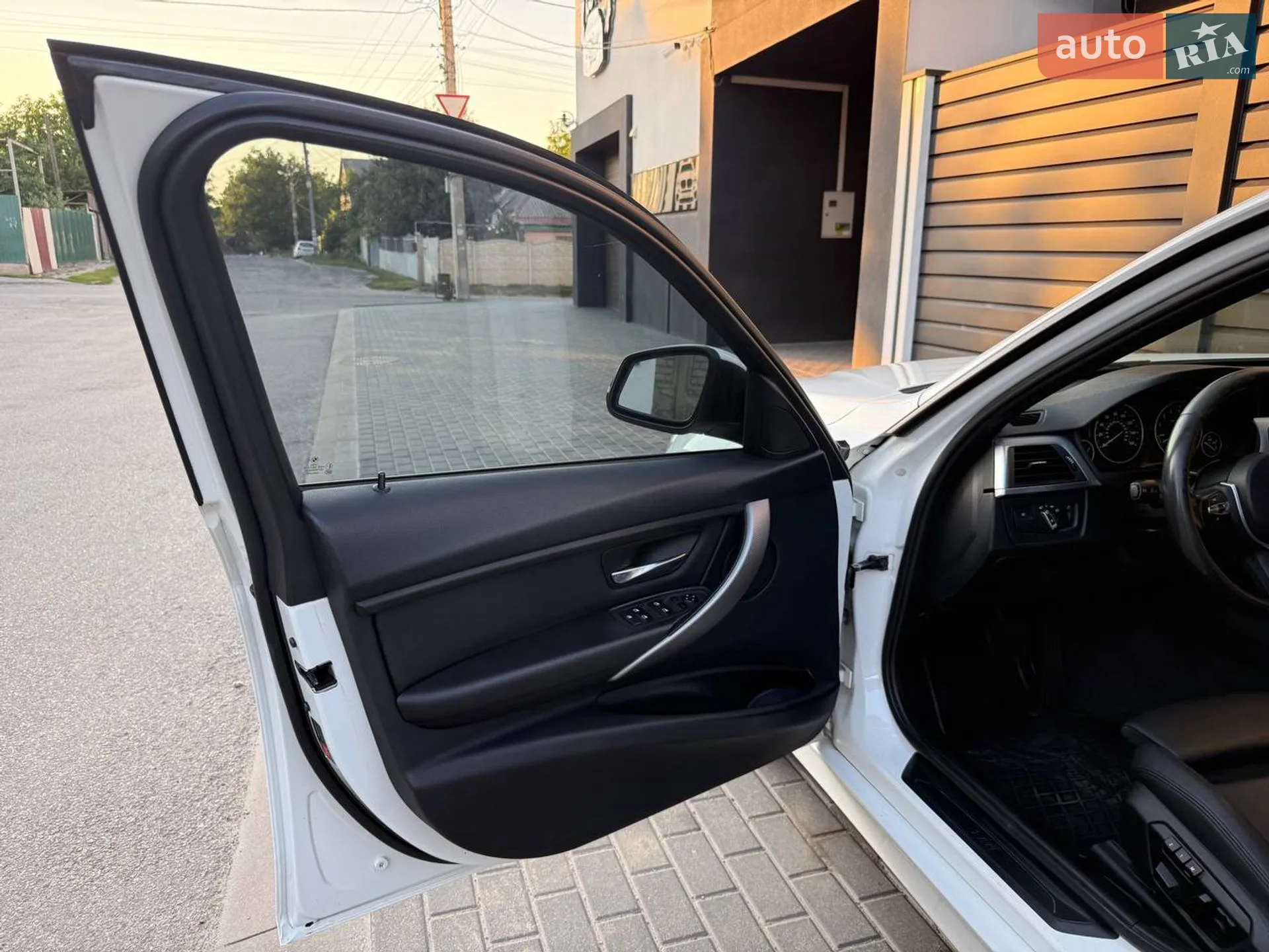2014 BMW 3er - мініатюра 11