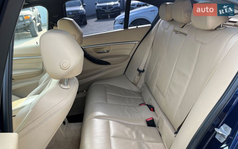 Седан BMW 3 Series 2016 в Мукачево фото 28 Седан BMW 3 Series 2016 в Мукачево