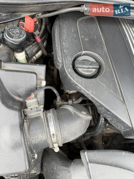 Седан BMW 3 Series 2010 в Киеве фото 25 Седан BMW 3 Series 2010 в Киеве