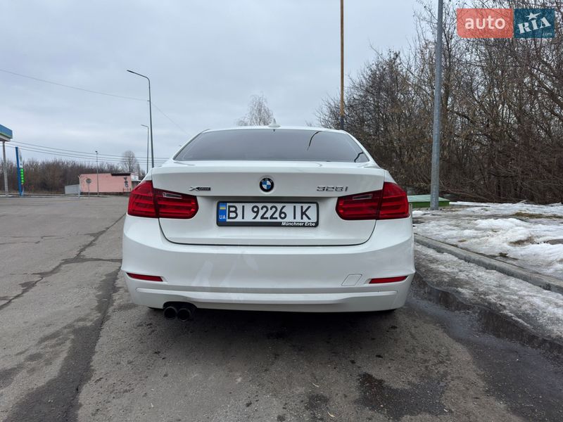 Седан BMW 3 Series 2013 в Полтаве