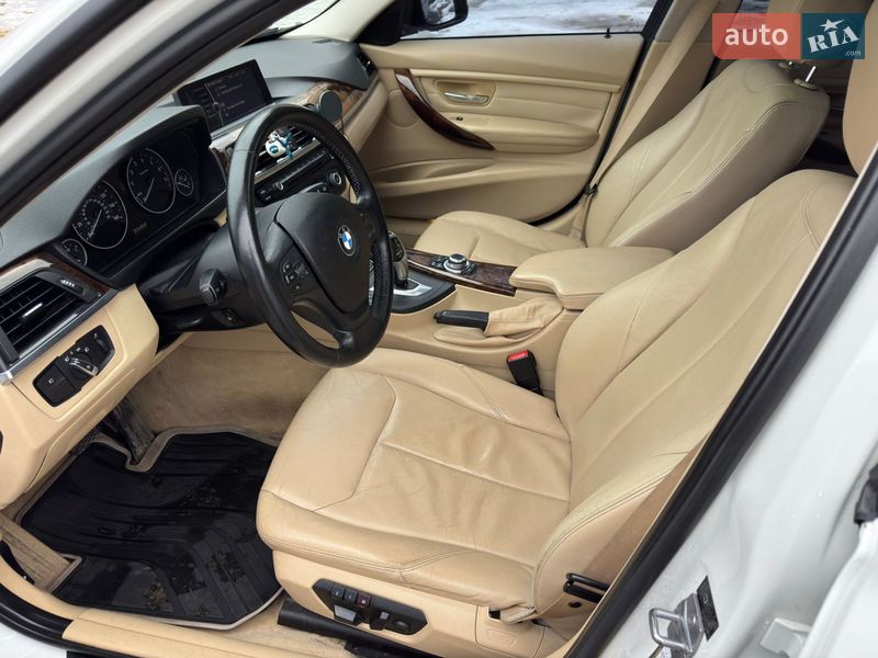 Седан BMW 3 Series 2013 в Полтаве