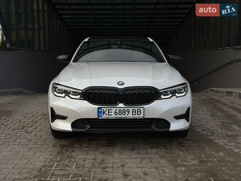 Седан BMW 3 Series 2019 в Киеве фото 2 Седан BMW 3 Series 2019 в Киеве