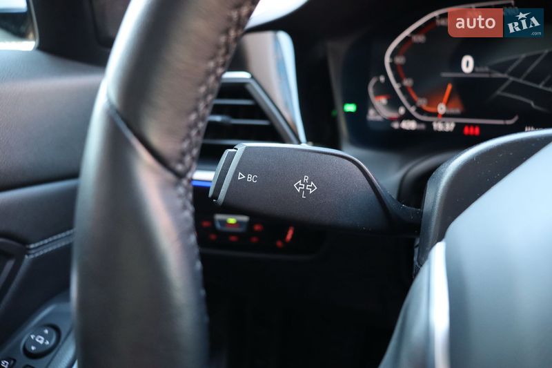 Седан BMW 3 Series 2022 в Львове