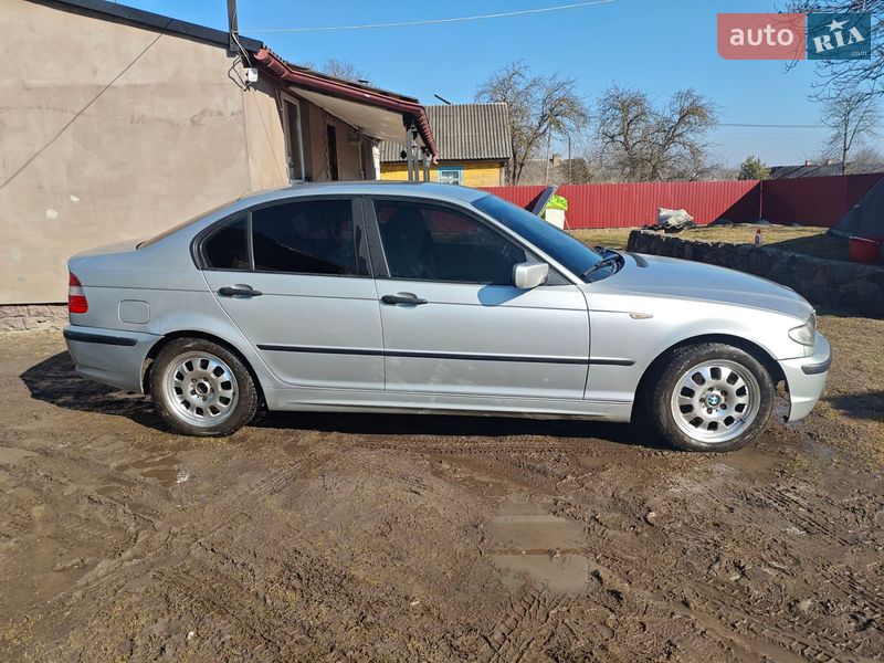 Седан BMW 3 Series 2003 в Локачах