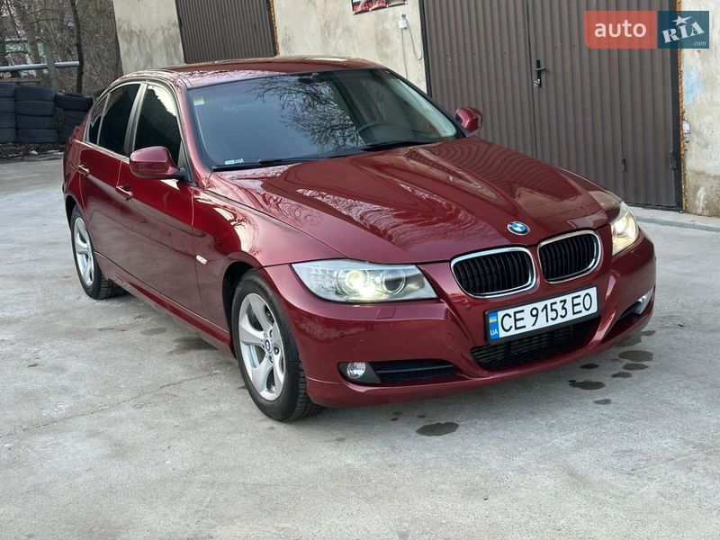 Седан BMW 3 Series 2010 в Черновцах