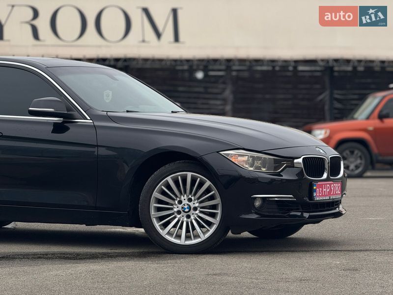 Седан BMW 3 Series 2014 в Киеве