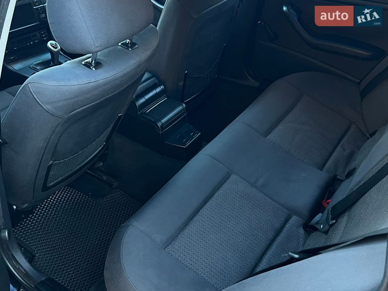 Универсал BMW 3 Series 2002 в Виноградове