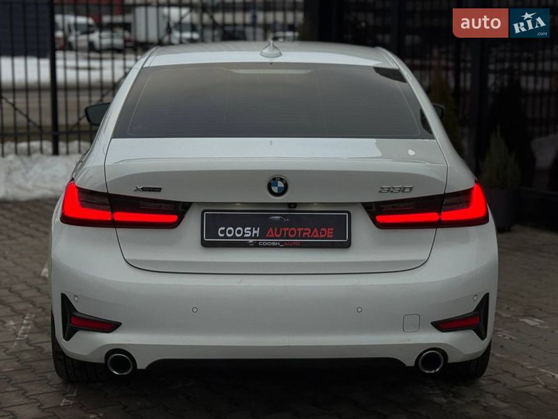 Седан BMW 3 Series 2019 в Киеве