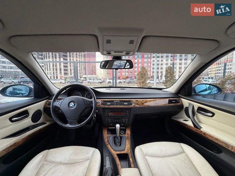 Седан BMW 3 Series 2005 в Киеве