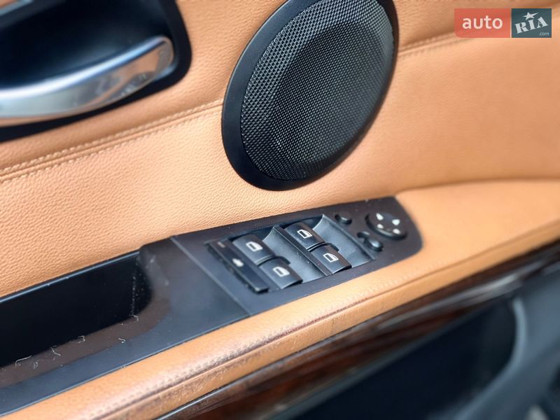 Седан BMW 3 Series 2011 в Николаеве