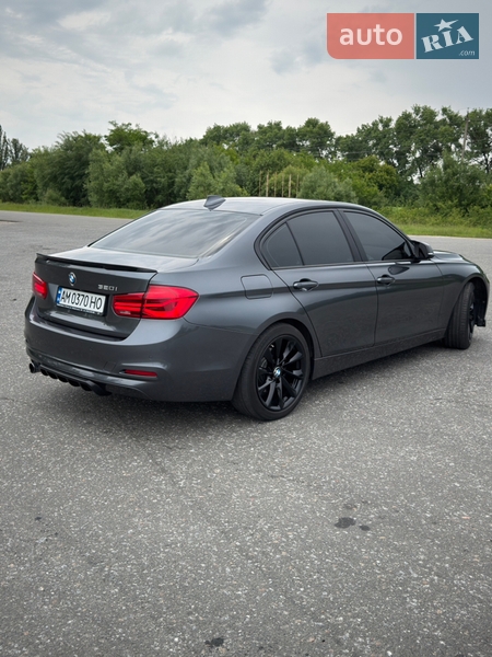 Седан BMW 3 Series 2018 в Бердичеві