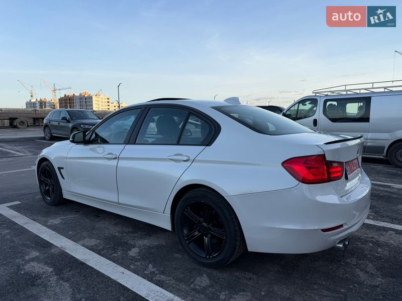 Седан BMW 3 Series 2013 в Ровно
