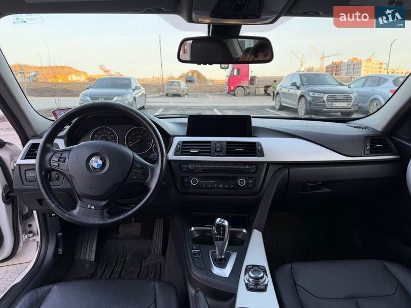 Седан BMW 3 Series 2013 в Ровно