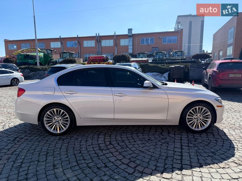 Седан BMW 3 Series 2015 в Луцке