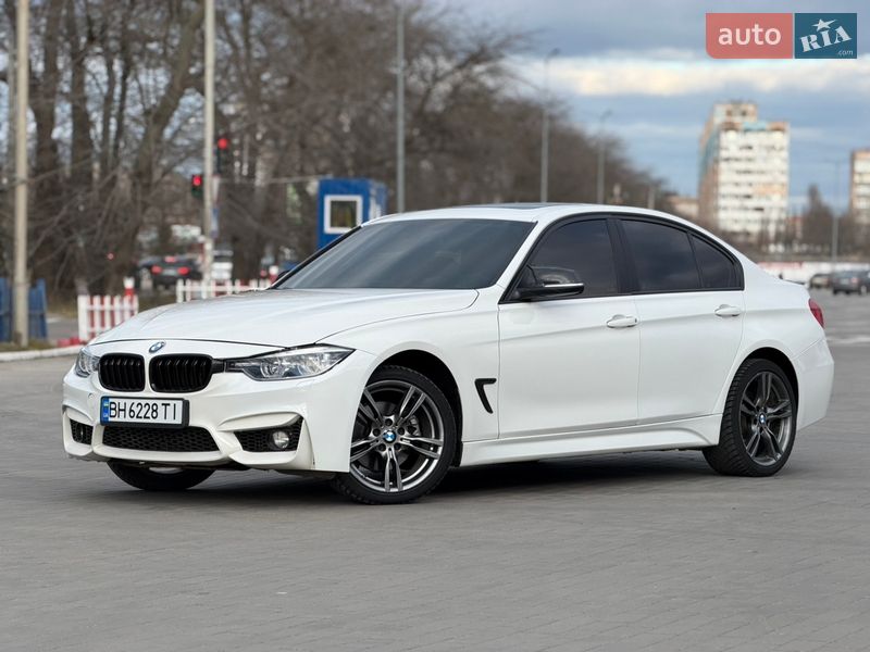 Седан BMW 3 Series 2016 в Одессе