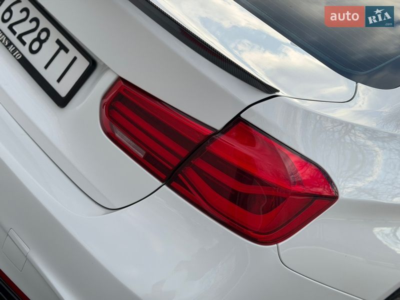 Седан BMW 3 Series 2016 в Одессе