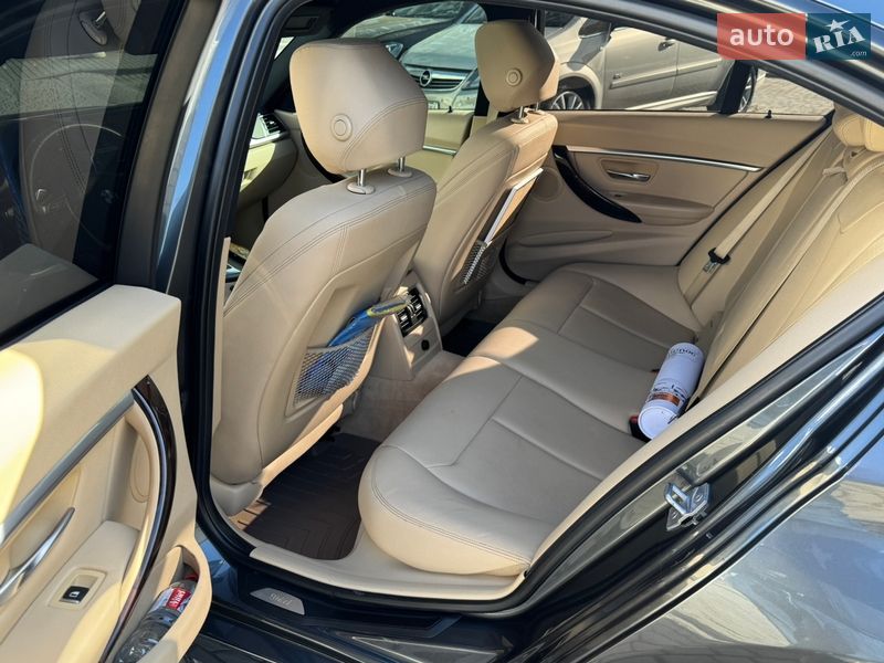 Седан BMW 3 Series 2016 в Ивано-Франковске