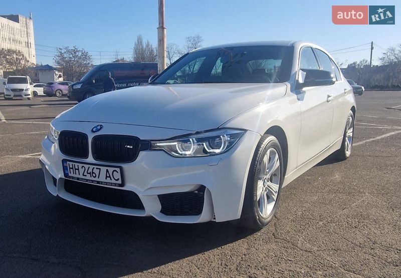 Седан BMW 3 Series 2017 в Одессе