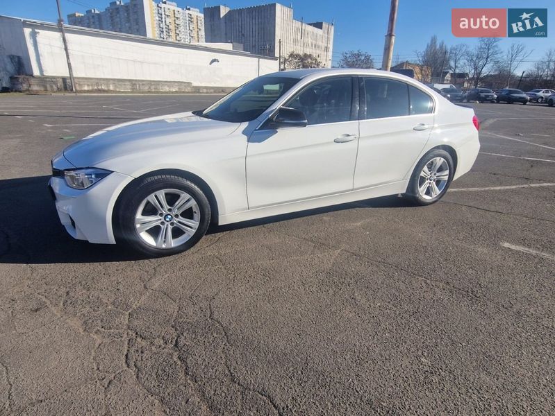 Седан BMW 3 Series 2017 в Одессе