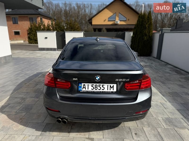 Седан BMW 3 Series 2012 в Виннице