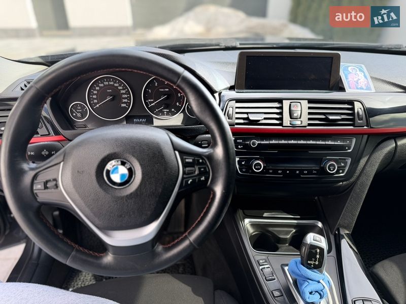 Седан BMW 3 Series 2012 в Виннице