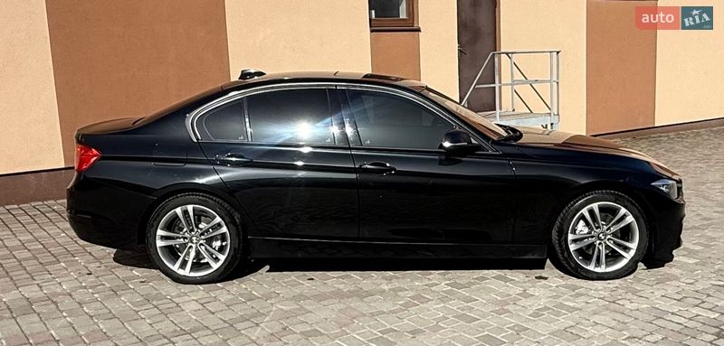 Седан BMW 3 Series 2013 в Ровно