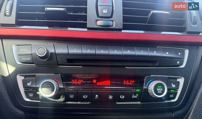 Седан BMW 3 Series 2013 в Ровно