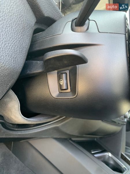 Седан BMW 3 Series 2013 в Нетешине