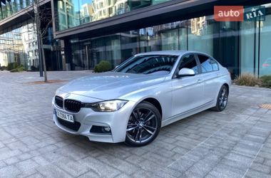 Седан BMW 3 Series 2016 в Києві