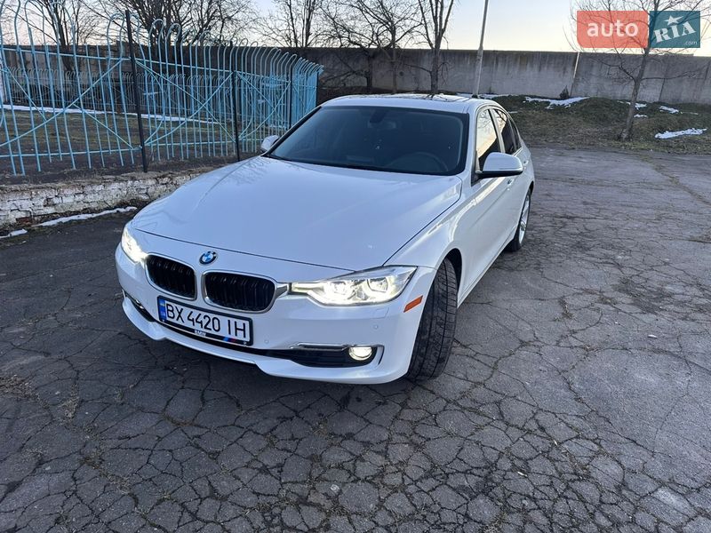Седан BMW 3 Series 2015 в Новоднестровске